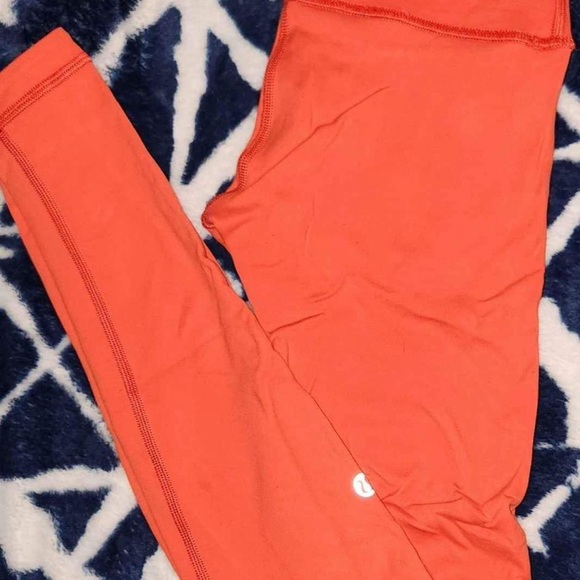 Lululemon wunder under - Picture 2 of 4